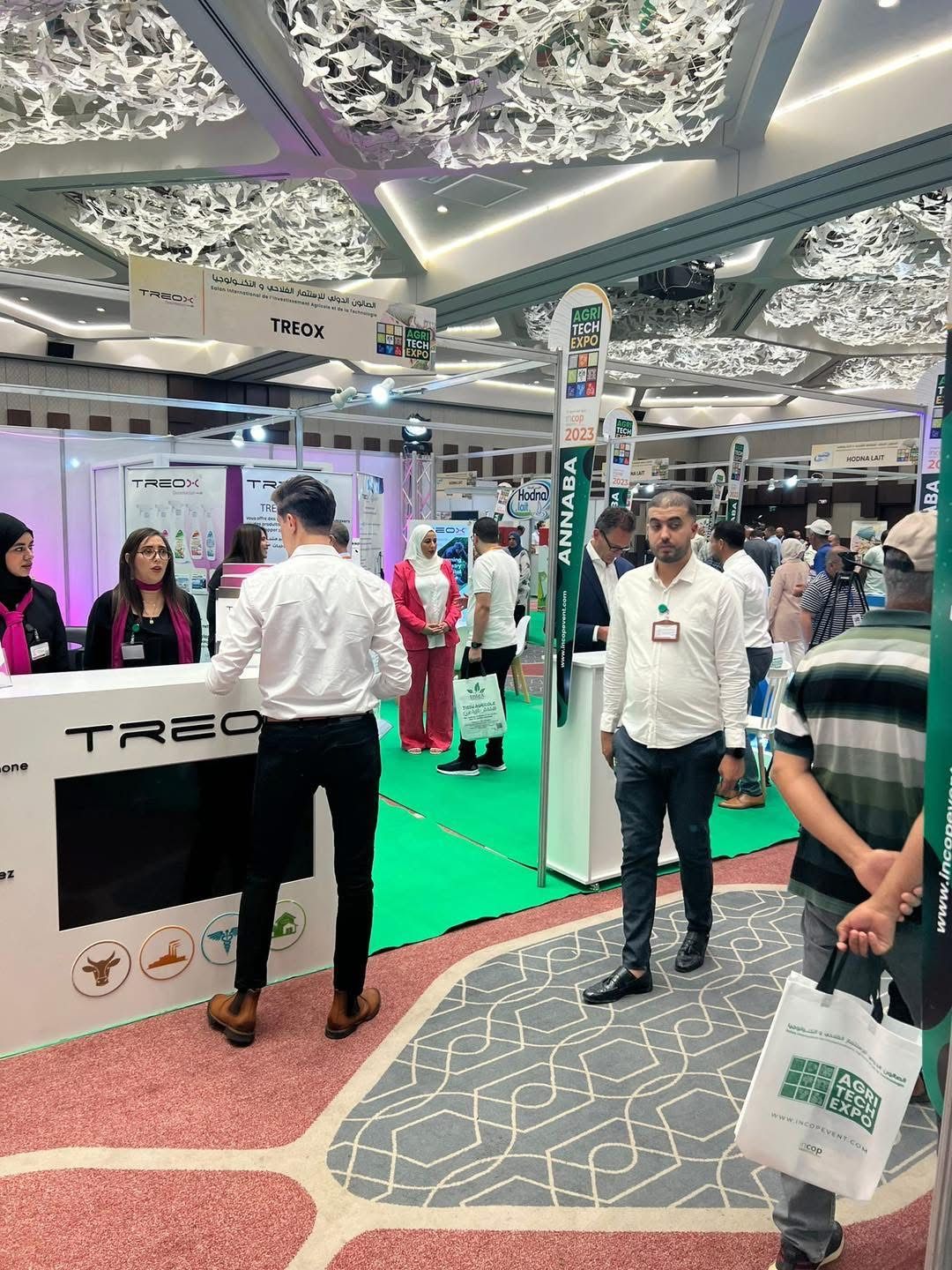 زيارة رئيس لجنة الفلاحة بالنادي لصالون AgriTechExpo بعنابة